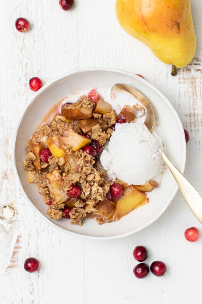 Pear Cranberry Crisp