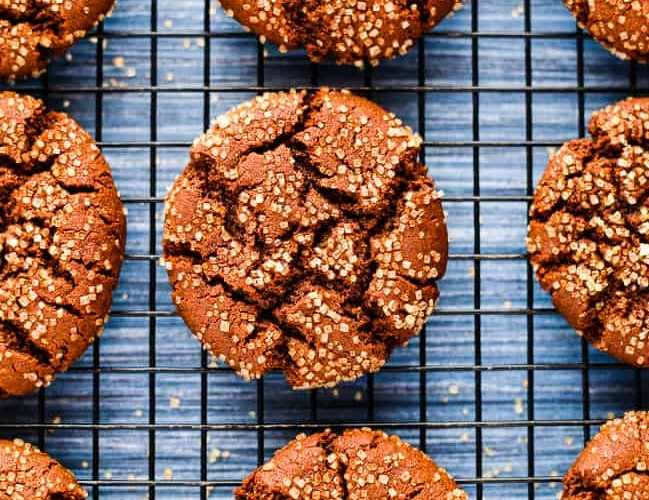 Best Crispy Molasses Cookies