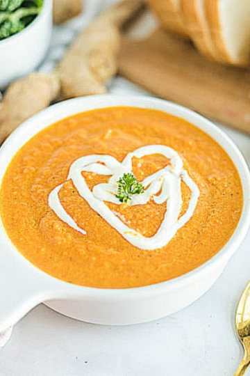 Delicious Creamy Roasted Carrot Soup