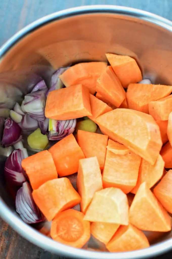 Healthy Sweet Potato, Chickpea and Kale Soup