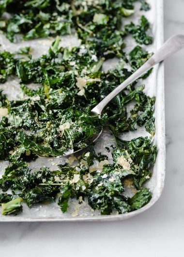 Healthy Coconut Quinoa and Kale Salad