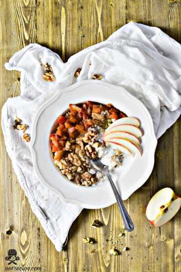 Healthy Apple Steel-Cut Oatmeal