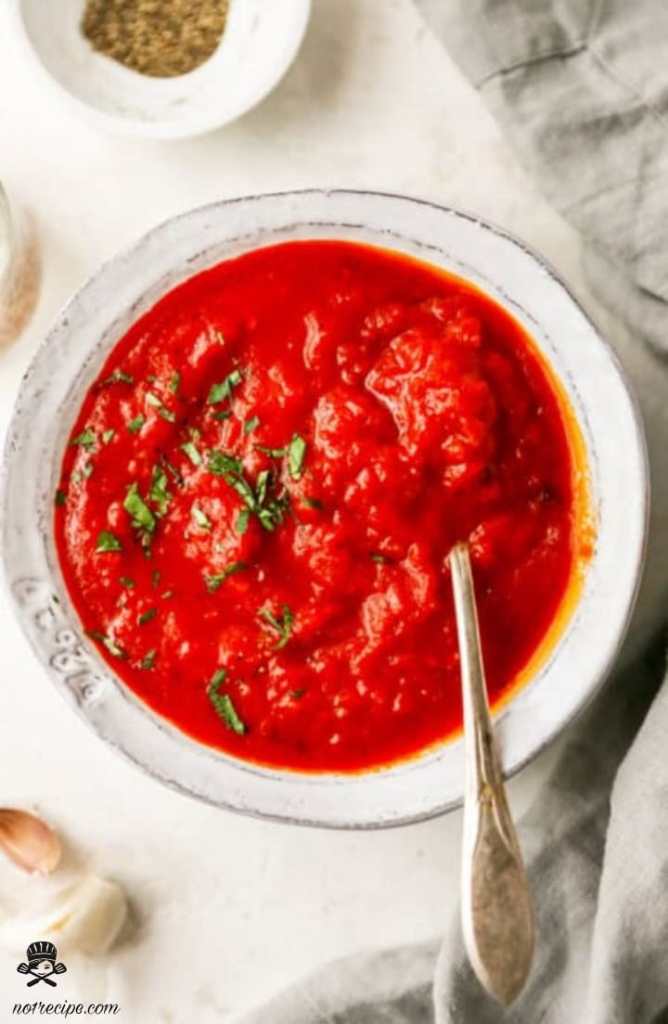 How to make an Easy Marinara Sauce