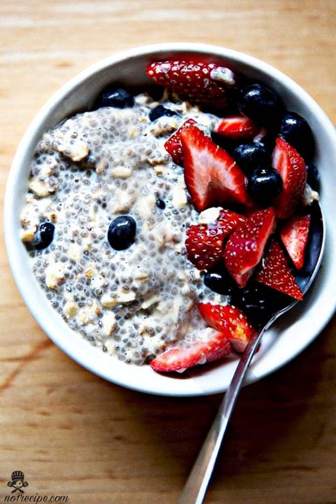 Delicious Chia seed Flavor Oats (Overnight Oats)