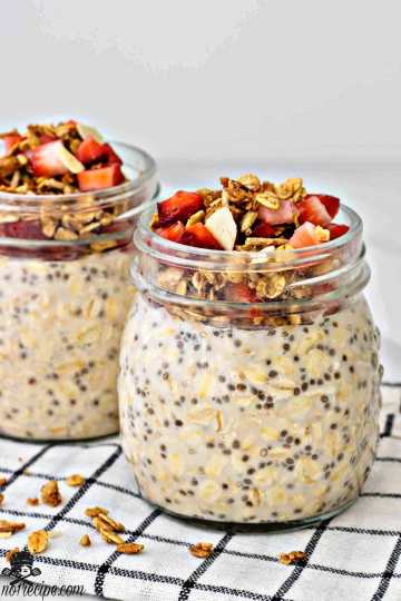 Delicious Chia seed Flavor Oats (Overnight Oats)