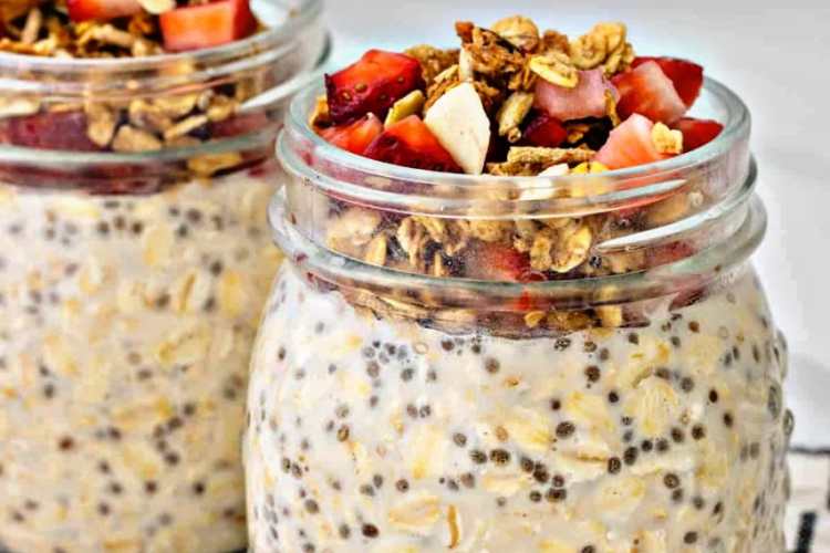 Delicious Chia seed Flavor Oats (Overnight Oats)