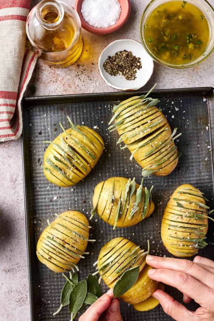 Healthy Hasselback Potatoes