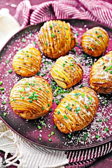 Healthy Hasselback Potatoes