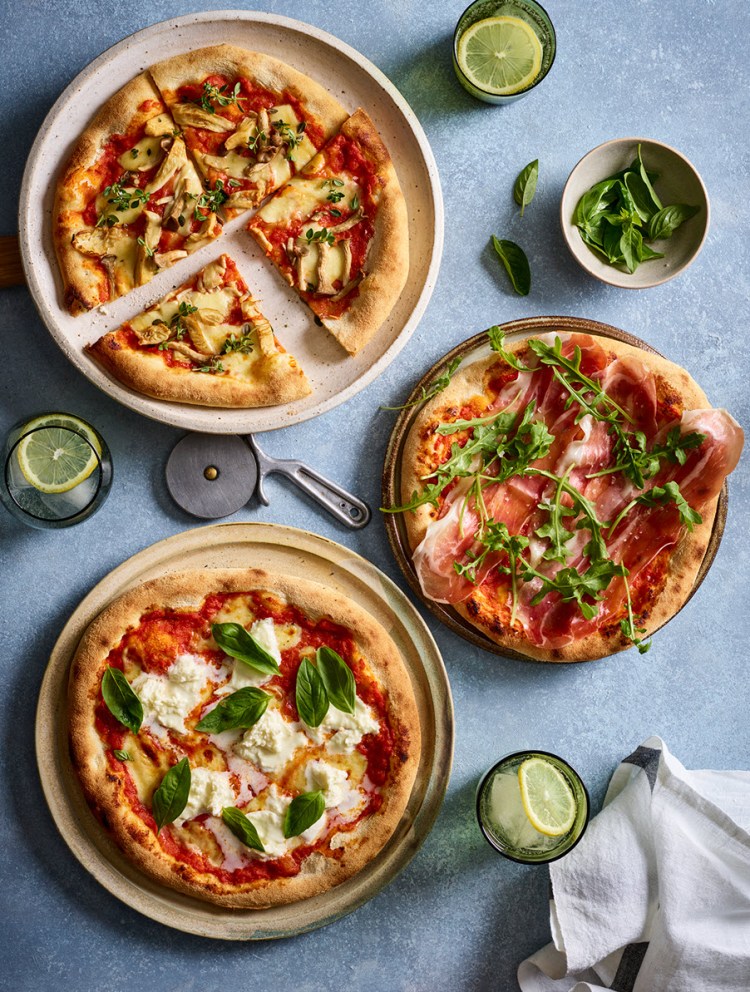 Famous Delicious Pizza