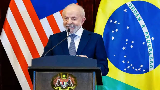 Lula diz que empresários reclamam demais e deveriam buscar oportunidades fora do país