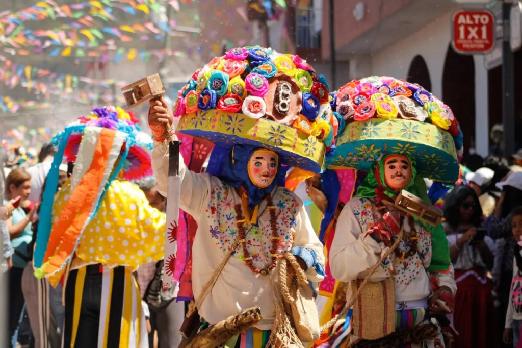 Danza tradicional en el Festival Mequé 2024 en Chiapas