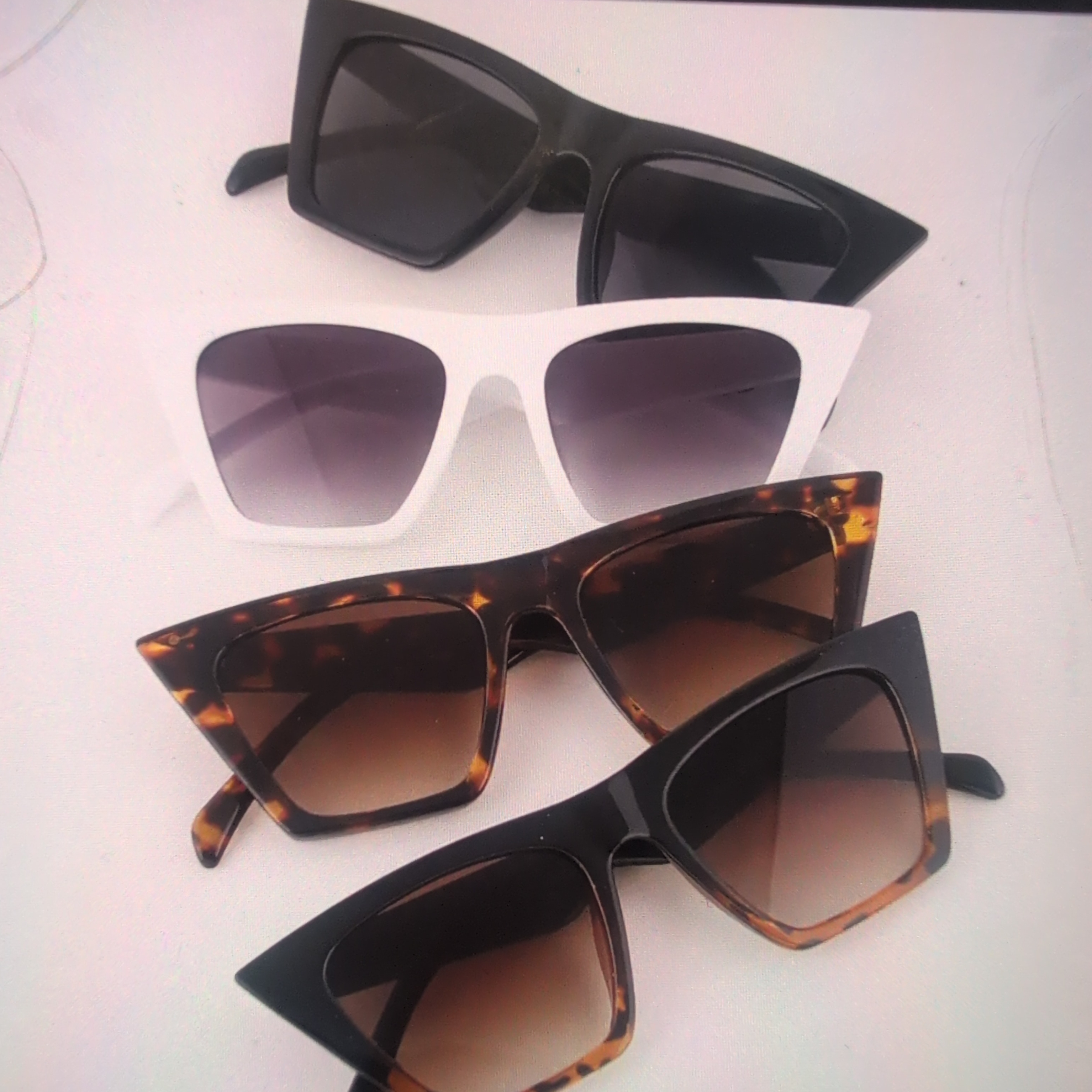Sunglasses WHITE