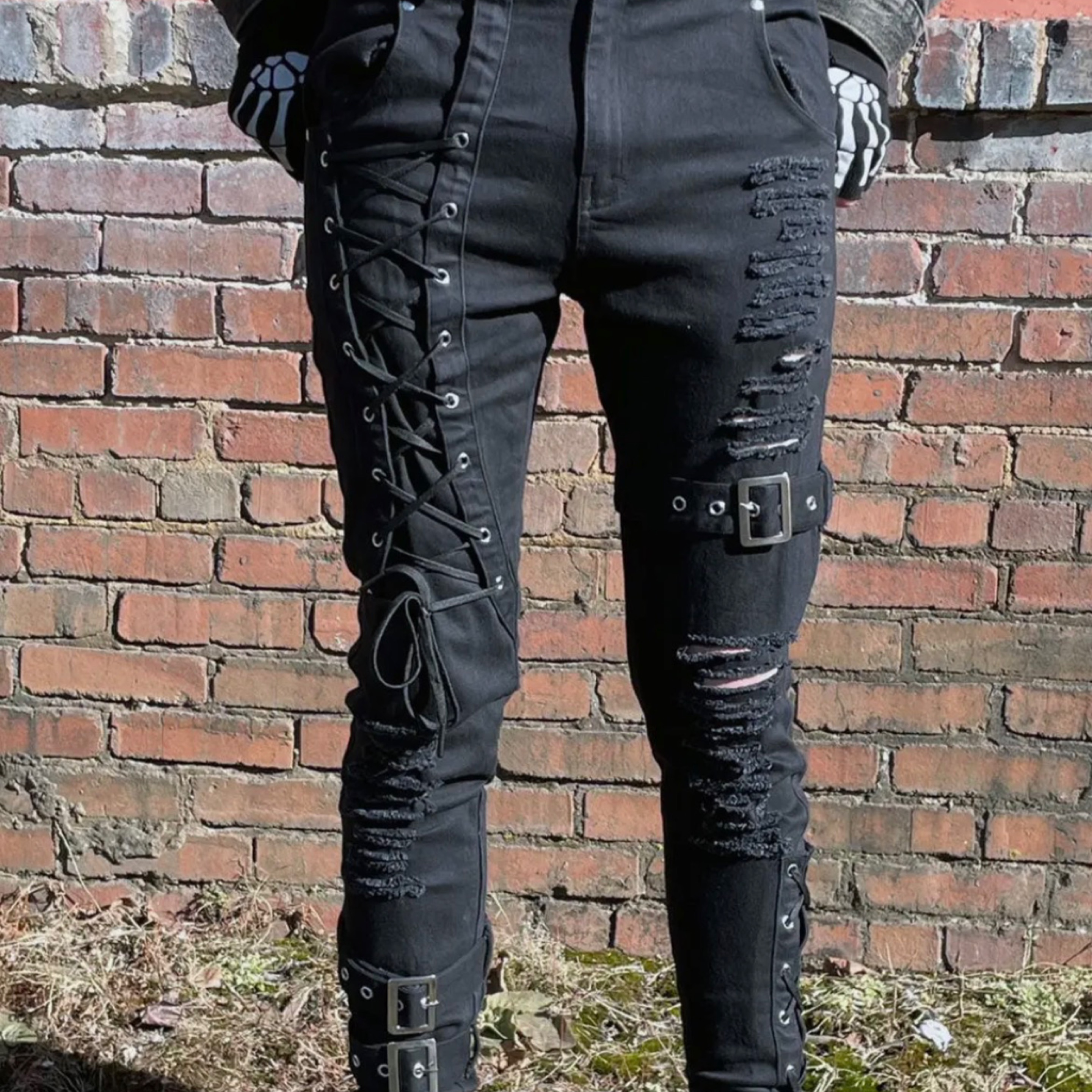 Vampire Freak Inquisition shredded skinny pant