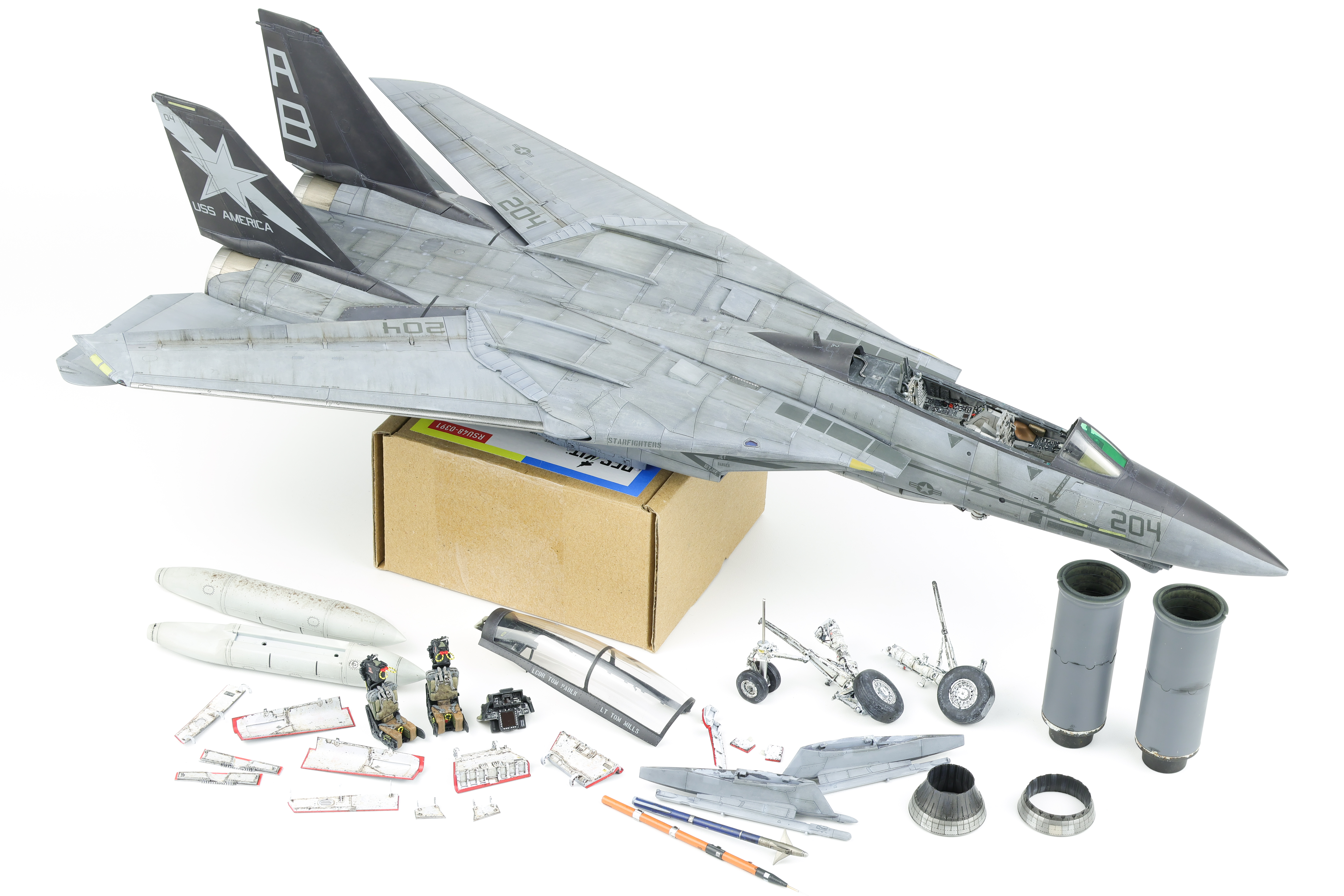 フジミ模型 1/48 S6 F-14A VF-33 ターシアーズ 6g7v4d0 VF-33 F-14A: Completed Build - Nomad Models