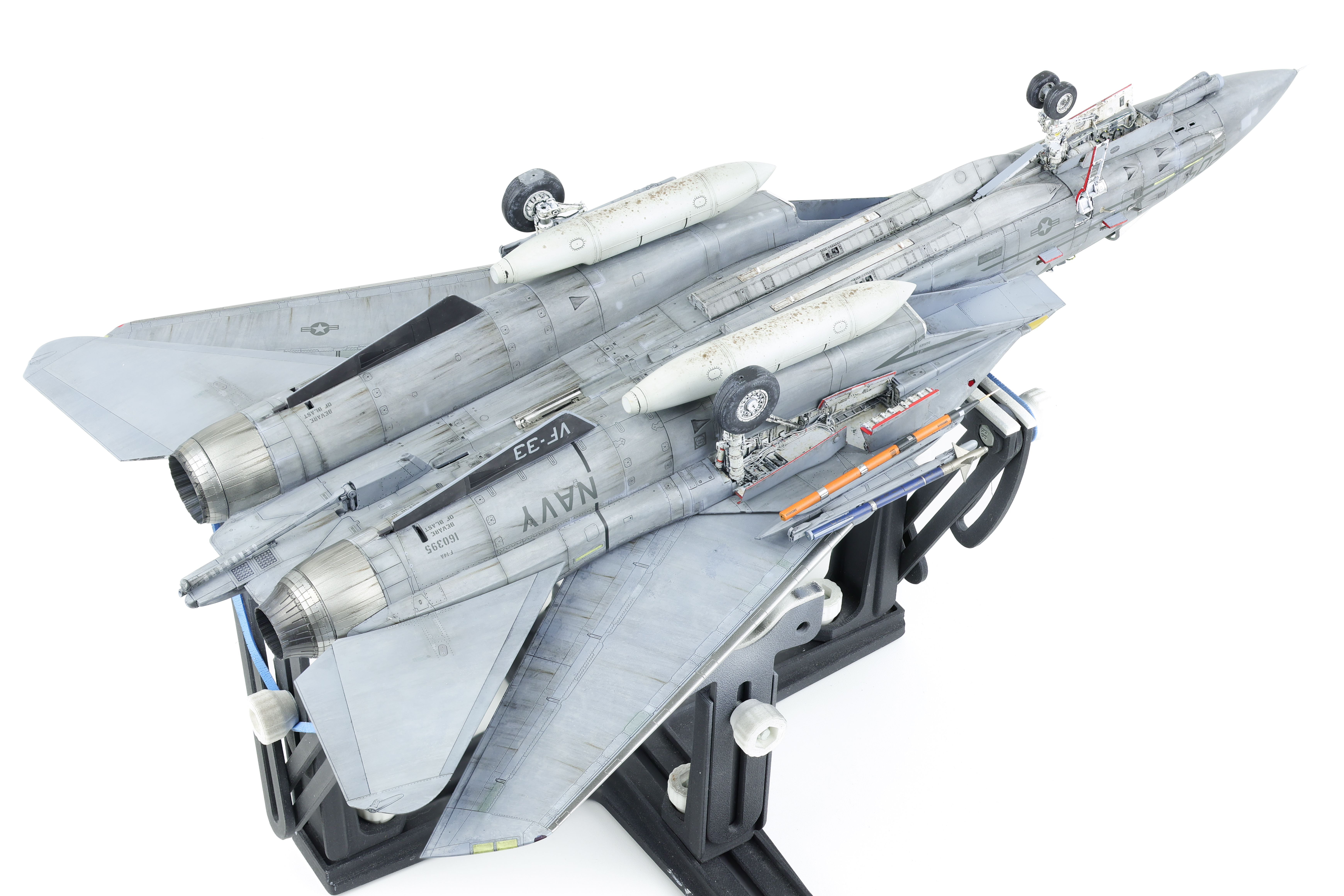 VF-33 F-14A: Completed Build - Nomad Models