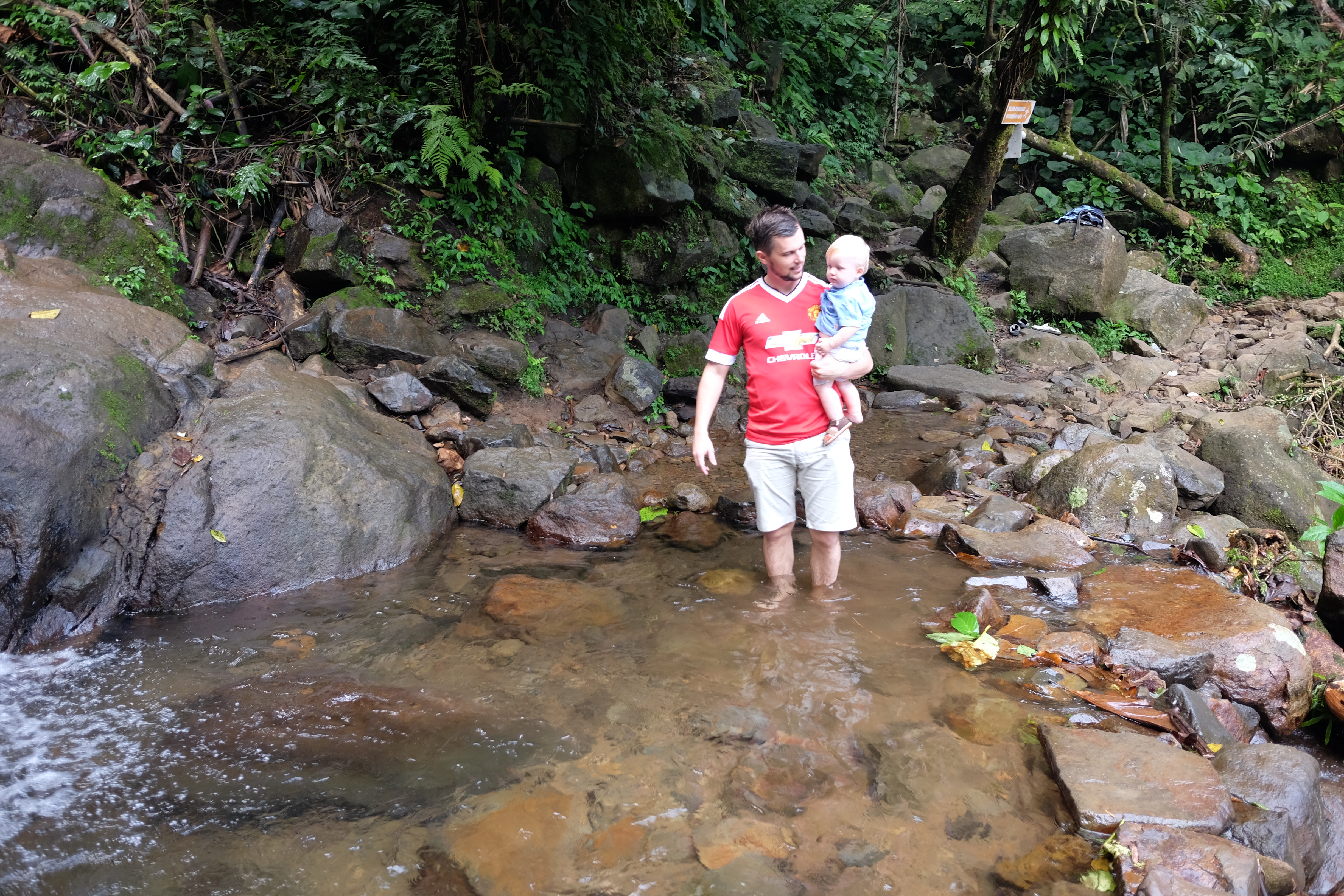 Eneste vej videre fra de første vandfald