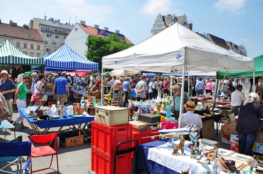 what to do in Vienna - Naschmarkt