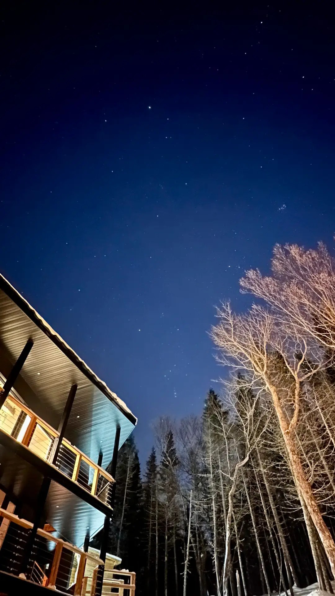 Tricera's night sky. Goodnight, Quebec.