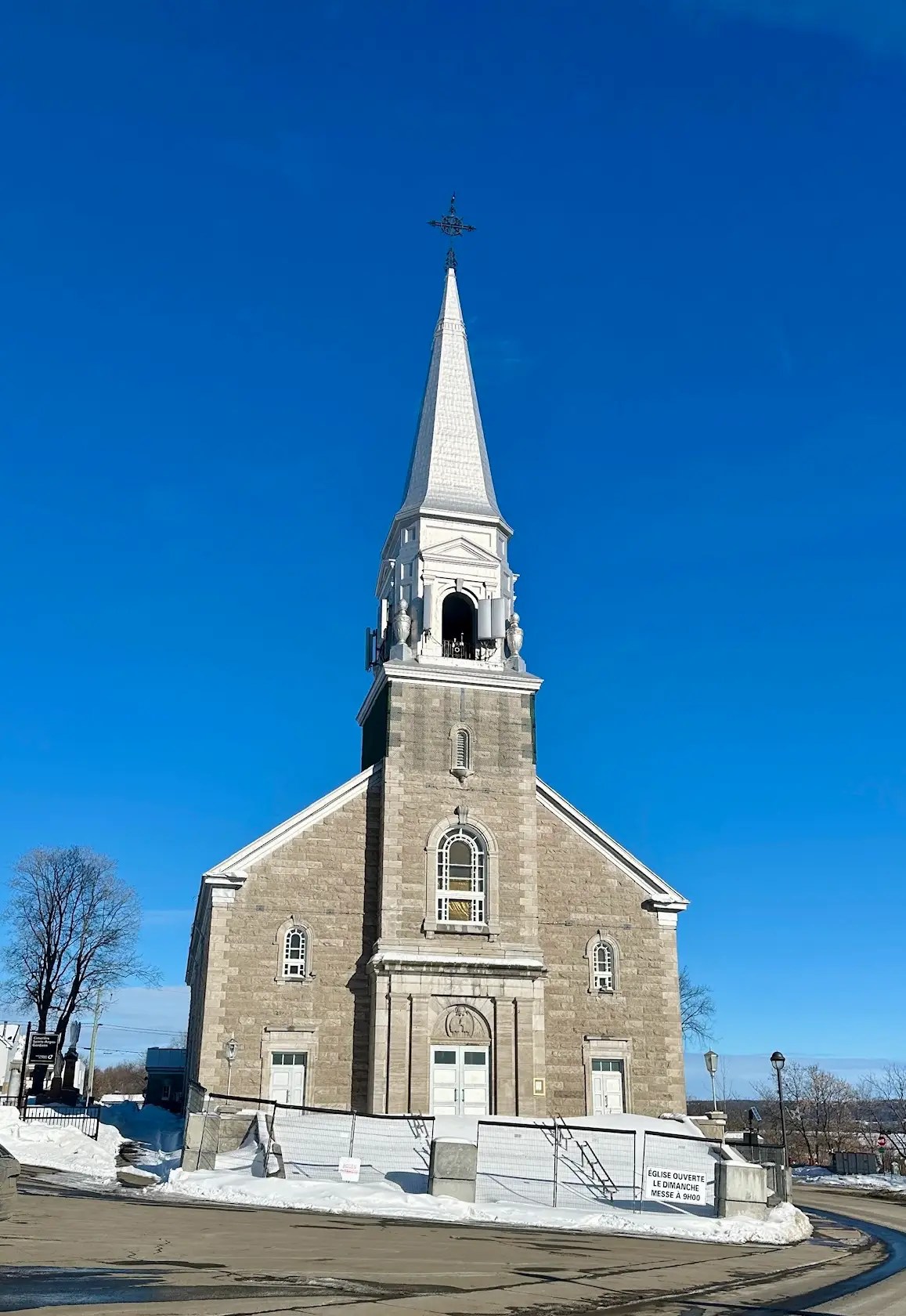 Another pretty church, somewhere in Quebec