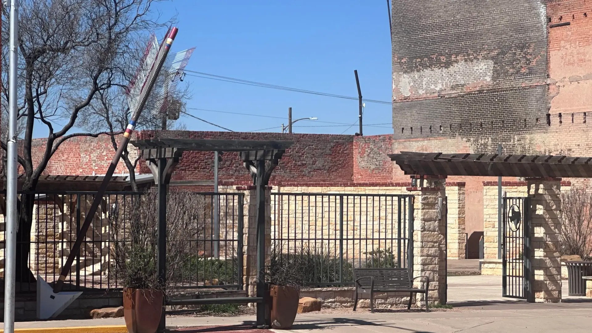 I saw several of these around West Texas...