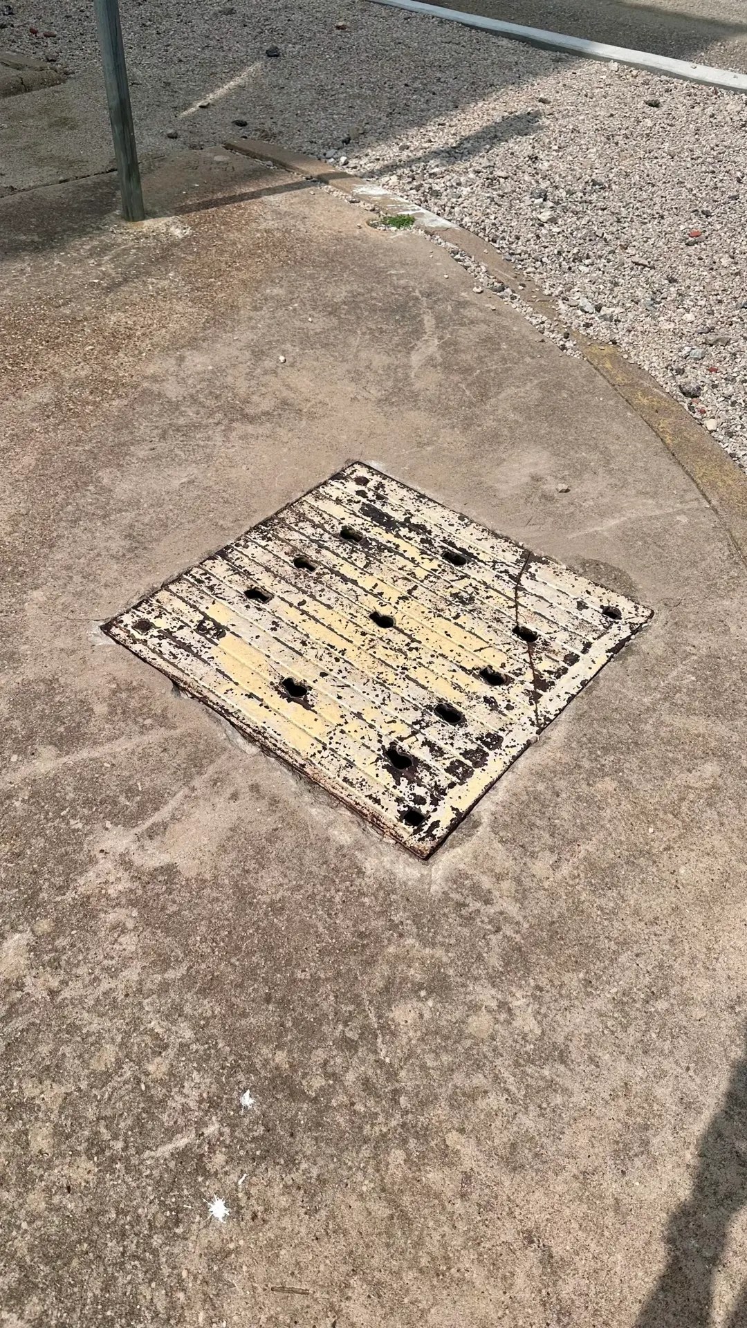 The crazy lady well - obviously not a well today