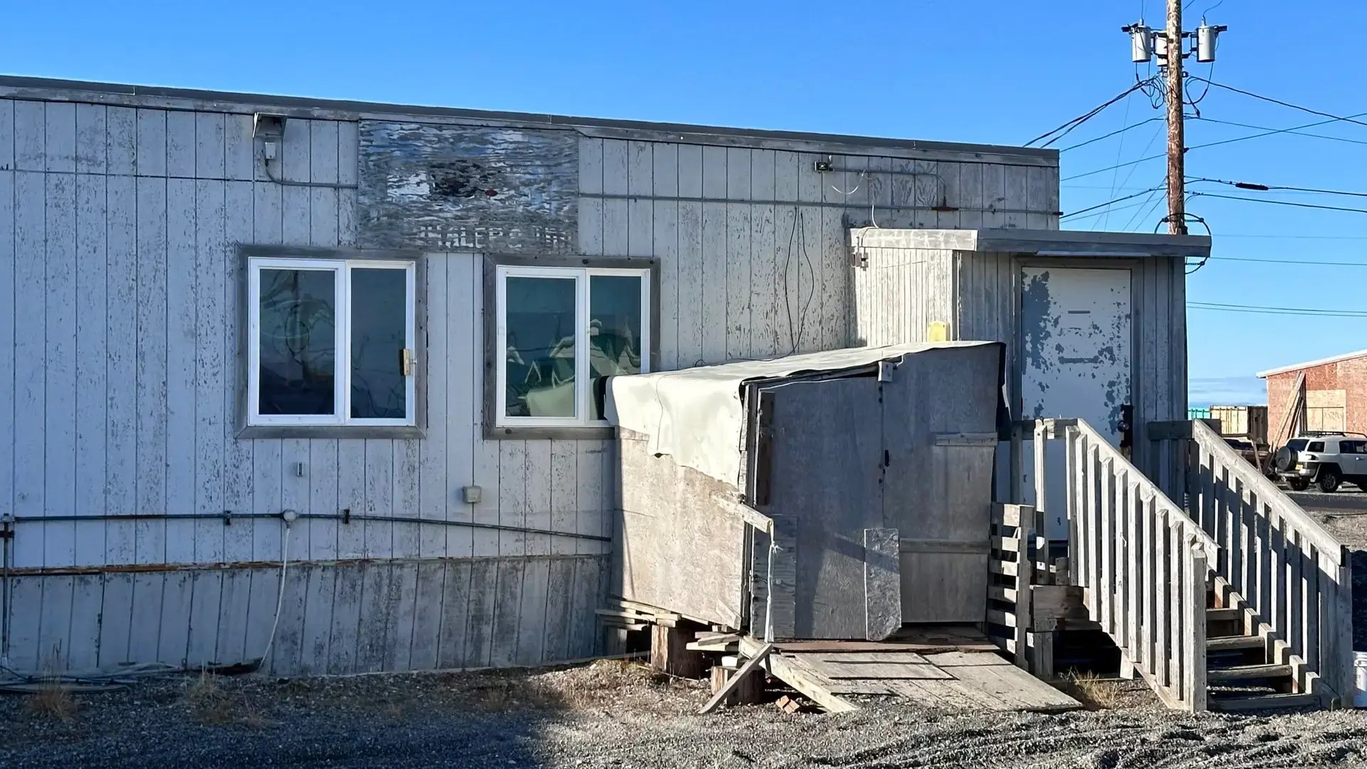 This is the front of Whalers Inn