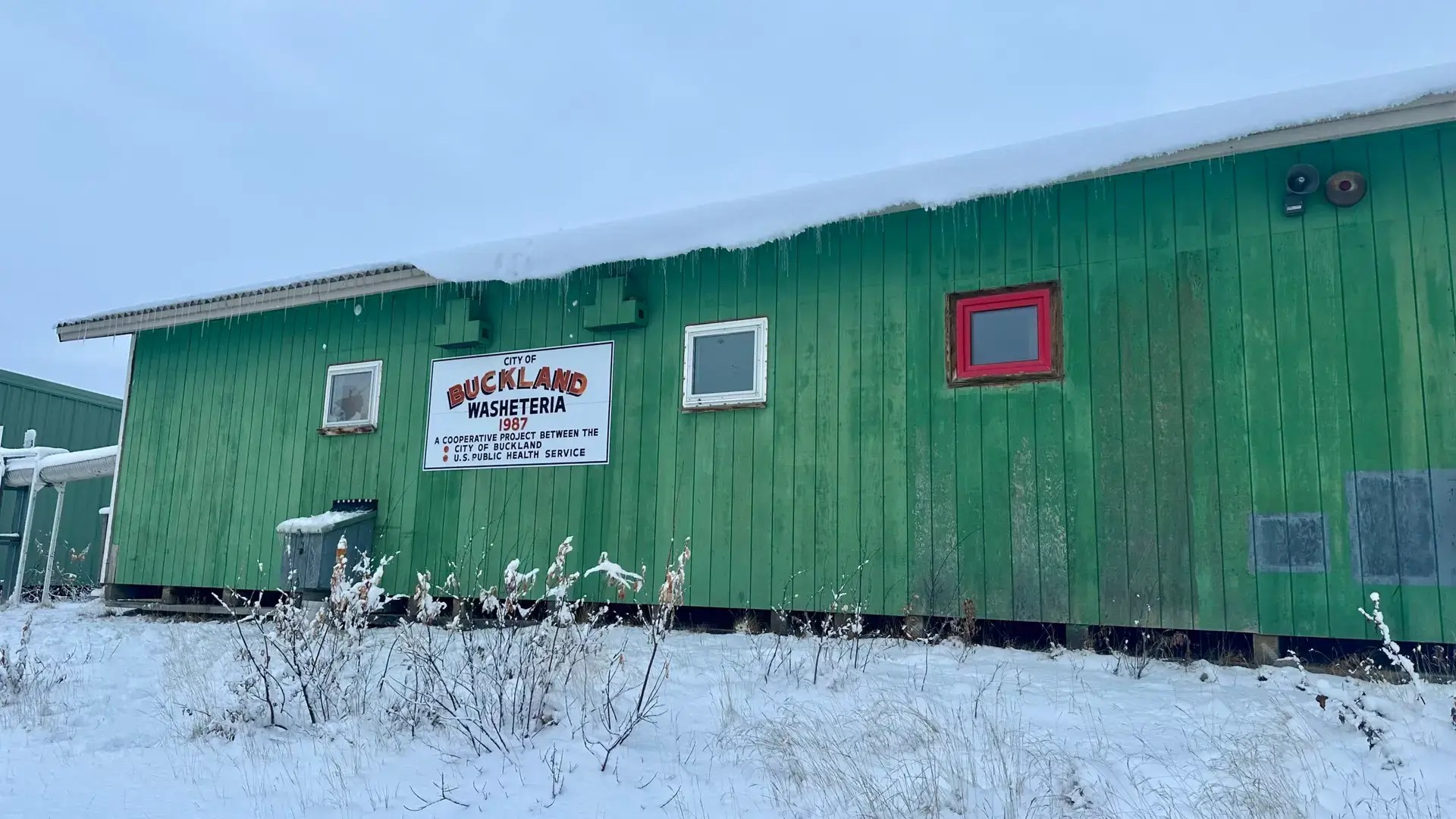 This is the first washeteria up here that I’ve seen still functioning!