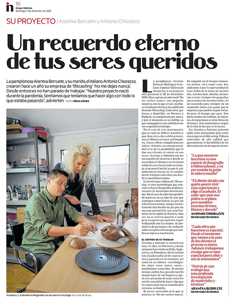 nomesueltesnunca-no-me-sueltes-nunca-navarra-pamplona-escultura-familiar-regalo-de- boda-bebes-regalo-especial-regalo-personalizado-manos-moldes-huellas-arrugas-manos-entrelazadas