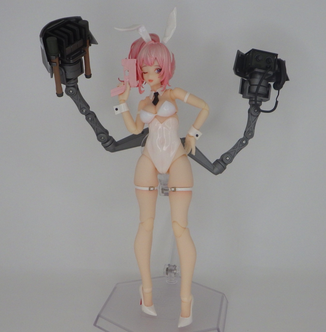 可愛い黒兎には武装させよ！？【蝸之殻】パンツァーバニーアンネリーゼ