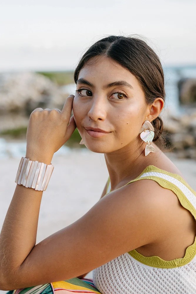 Multiway Duster Noonday Collection - Perfect Retina Light Photos | Free Download