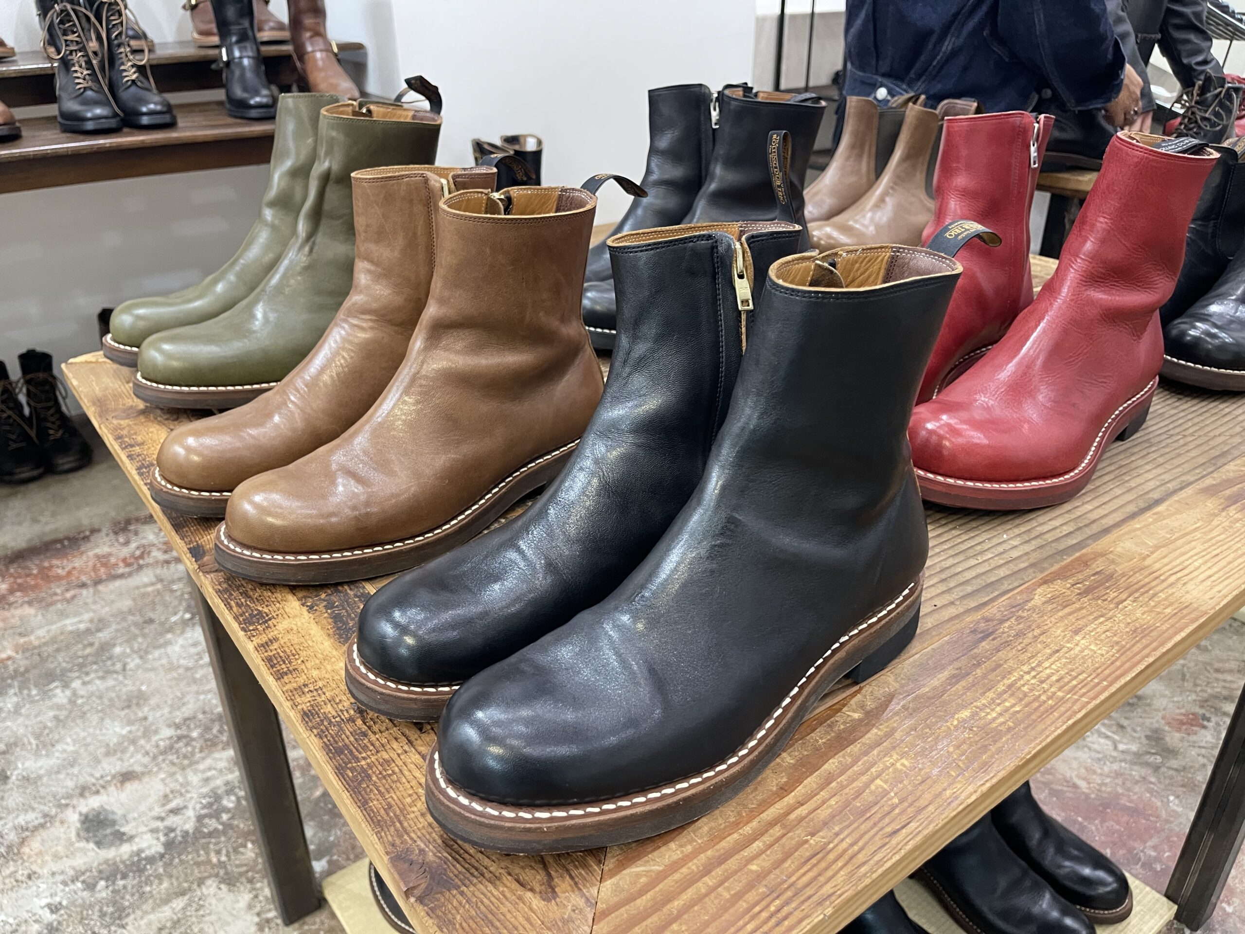 THE BOOTS SHOP（CASPER Sample）