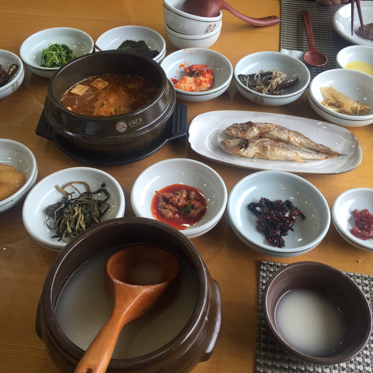 Main course - soup, grilled fish and banchan