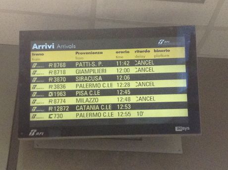 Trenord specifica che non sono previste . Sciopero Trenitalia Forte Adesione Del Personale Messinese Soppressi 40 Treni Normanno Com