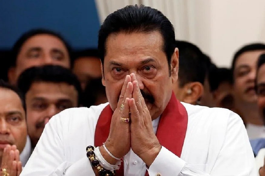 பல அரசியல்வாதிகள் இதுவரையில் கடவுச்சீட்டை ஒப்படைக்கவில்லை!
