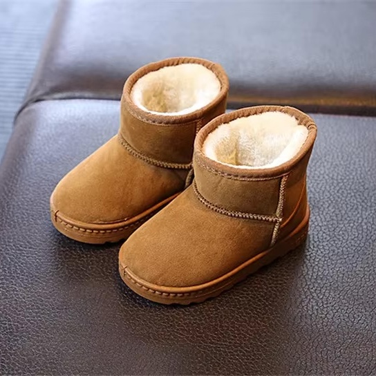 Chausson Bottine Neige pour enfant, idéal pour les journées froides