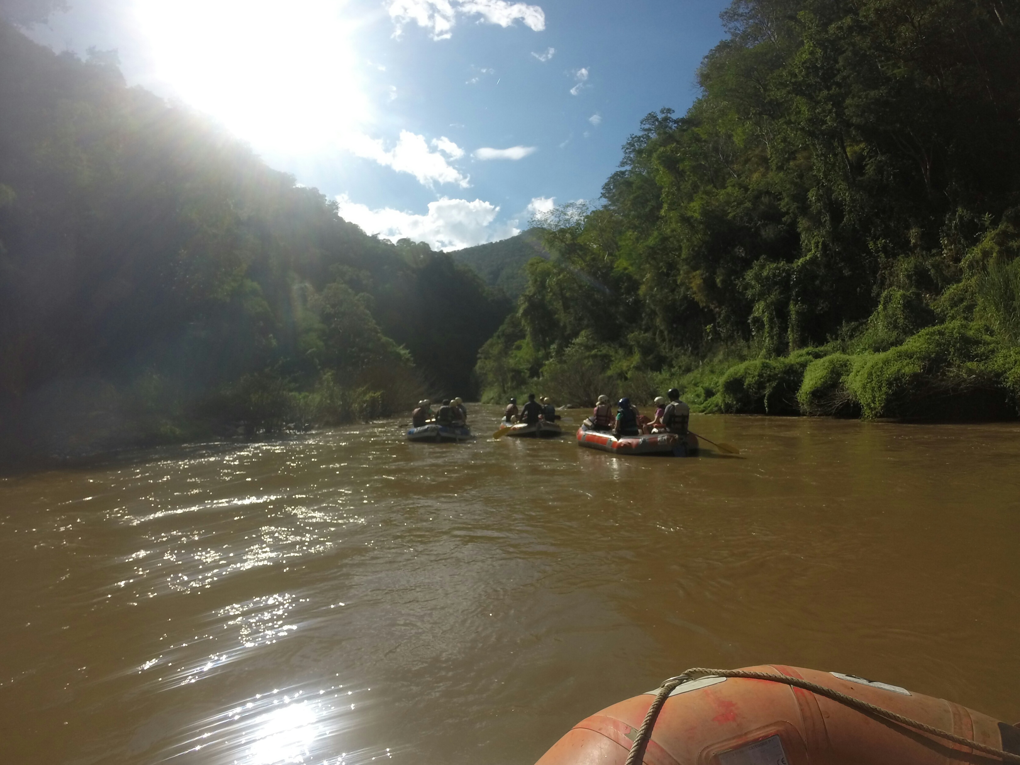Rafting on the Pai river