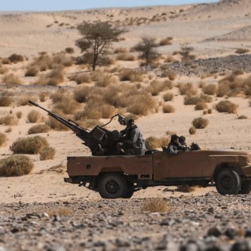 La autodeterminación en el Sahara Occidental, ¿consulta o pretexto para ocultar una invasión? – El Salto, por Abderrahman Buhaia