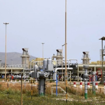 Gas Argelino: Argelia confirma su giro hacia Italia por los «cálculos estrechos y egoístas» de España | Público