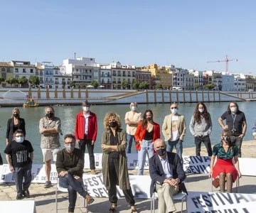 Sahara Acción Granada y Nomadocs están detrás de «Limbo, la promesa olvidada», de Antonio Rodrigo que rescata el testimonio de los refugiados saharauis