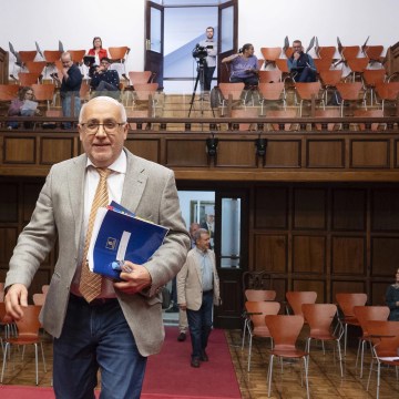 El presidente del Cabildo grancanario dice que las maniobras de Marruecos proyectan una «sombra bélica» sobre las islas