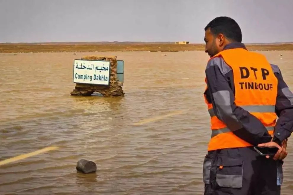 66f28a11f2f12 Evacuan a 350 familias saharauis de los campamentos de Tinduf por inundaciones. Las lluvias torrenciales han tenido mayor impacto en el campamento de Dajla, ocasionando daños en todas las viviendas.