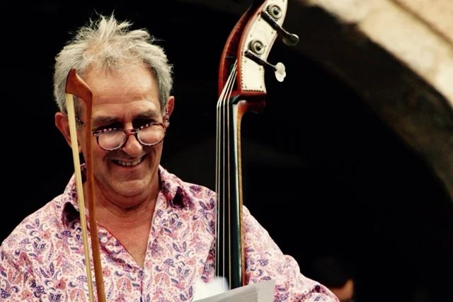 Alexandre Roure, professeur de basse et contrebasse