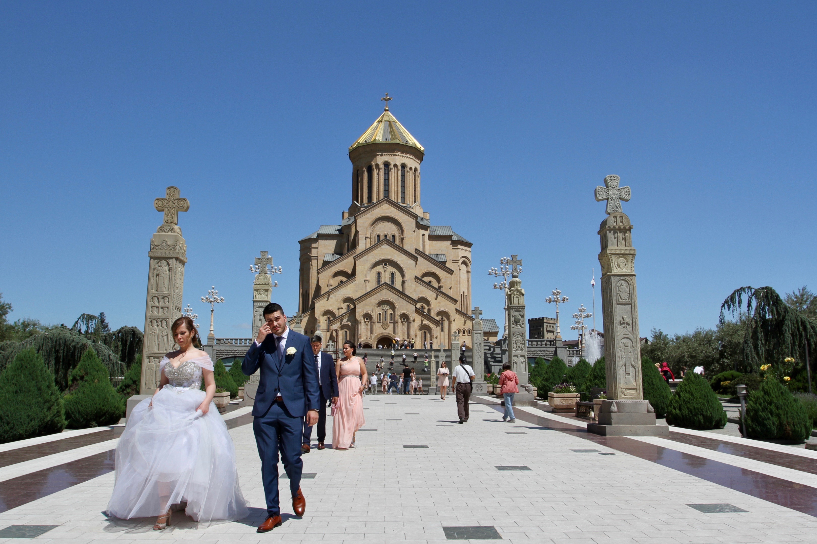 Wedding group, Holy Trinity Cathedral, Tbilisi, Georgia