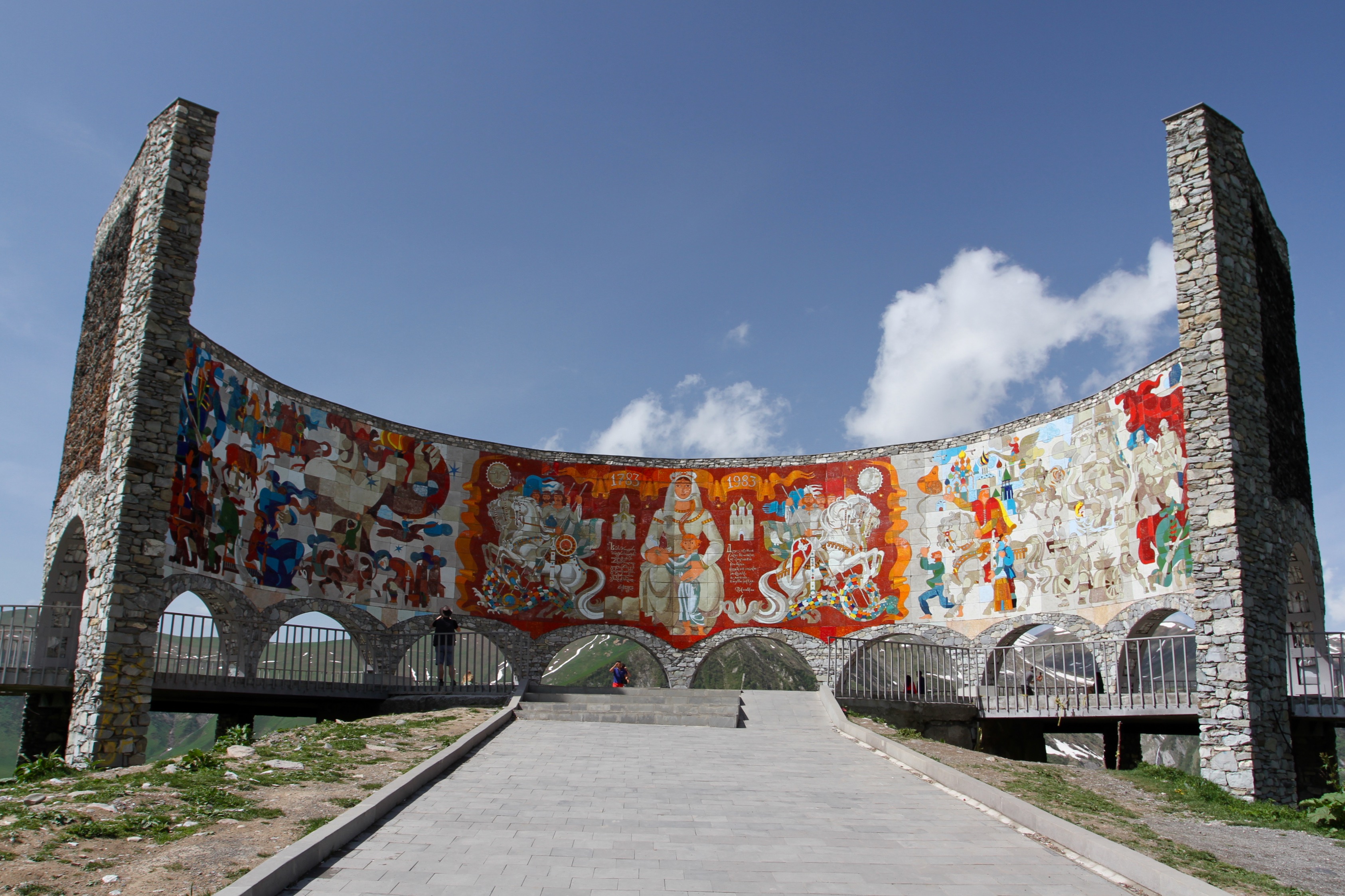 Russian-Georgian Friendship Monument, Georgian Military Highway