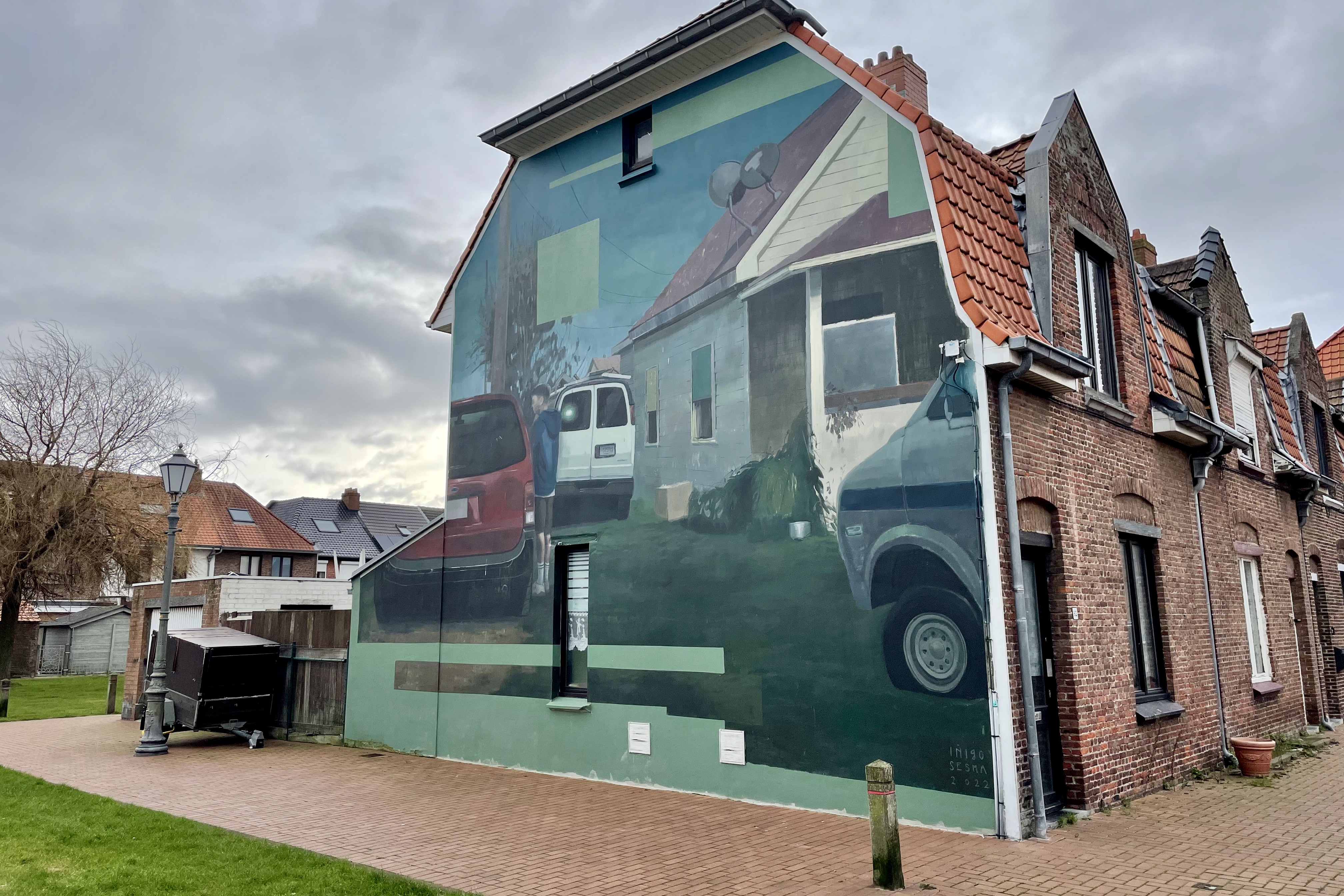 The Crystal Ship Street Art by Iñigo Sesma, Ostend Belgium