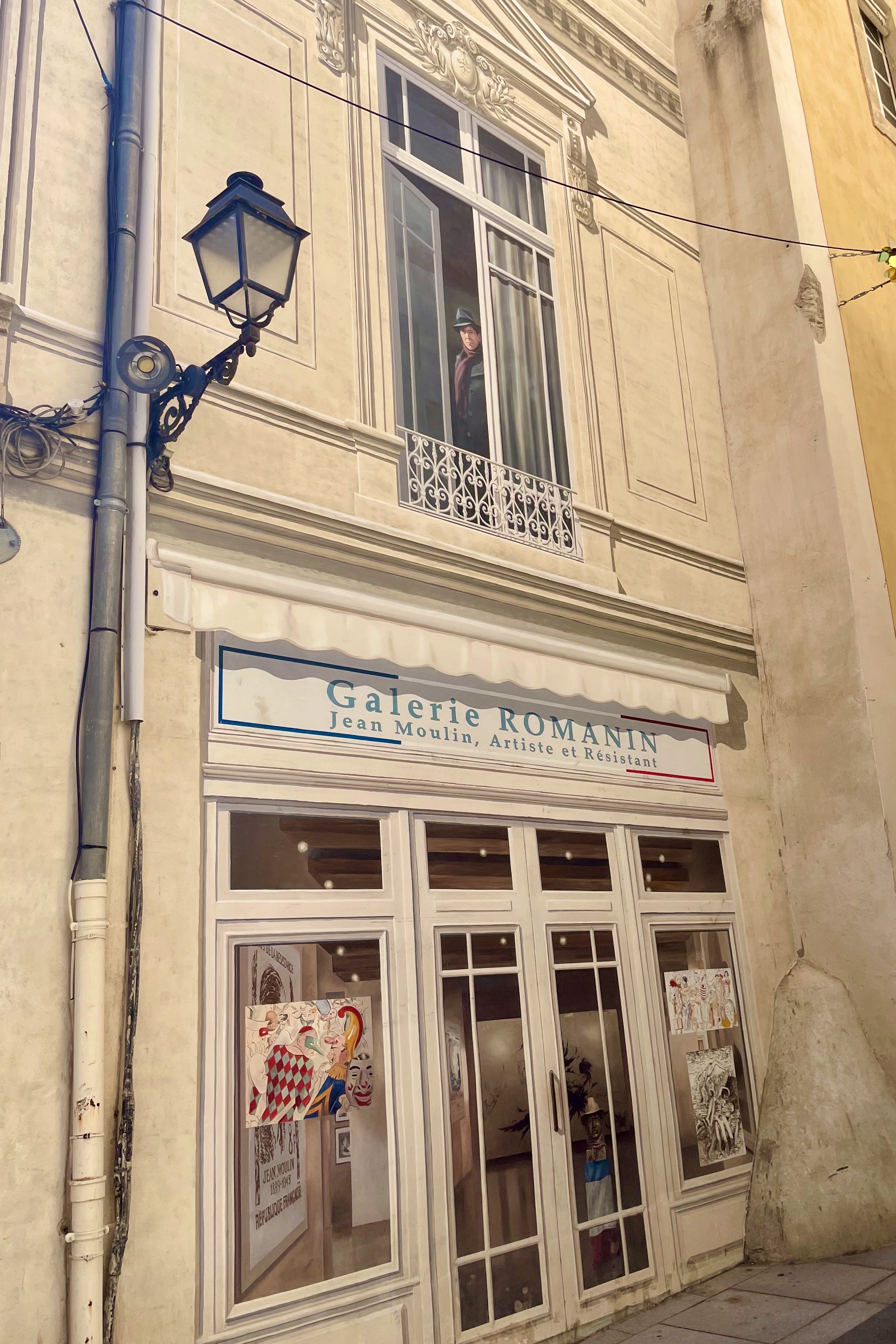 Jean Moulin, trompe l’oeil fresco, Beziers, France