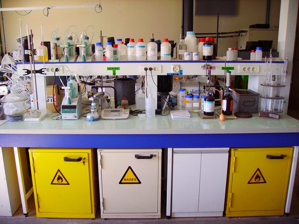 Students learn about reading chemical labels and the msds. 20 Science Lab Safety Rules For Students Kids And Teachers