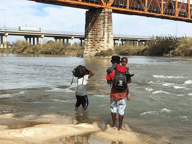 Mujer y dos Niños se Ahogan en Río Grande en la Frontera