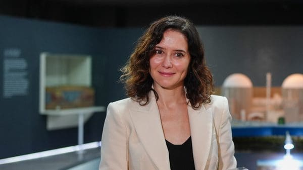 Díaz Ayuso visita con María Guardiola la central nuclear de Almaraz (Foto: CAM)