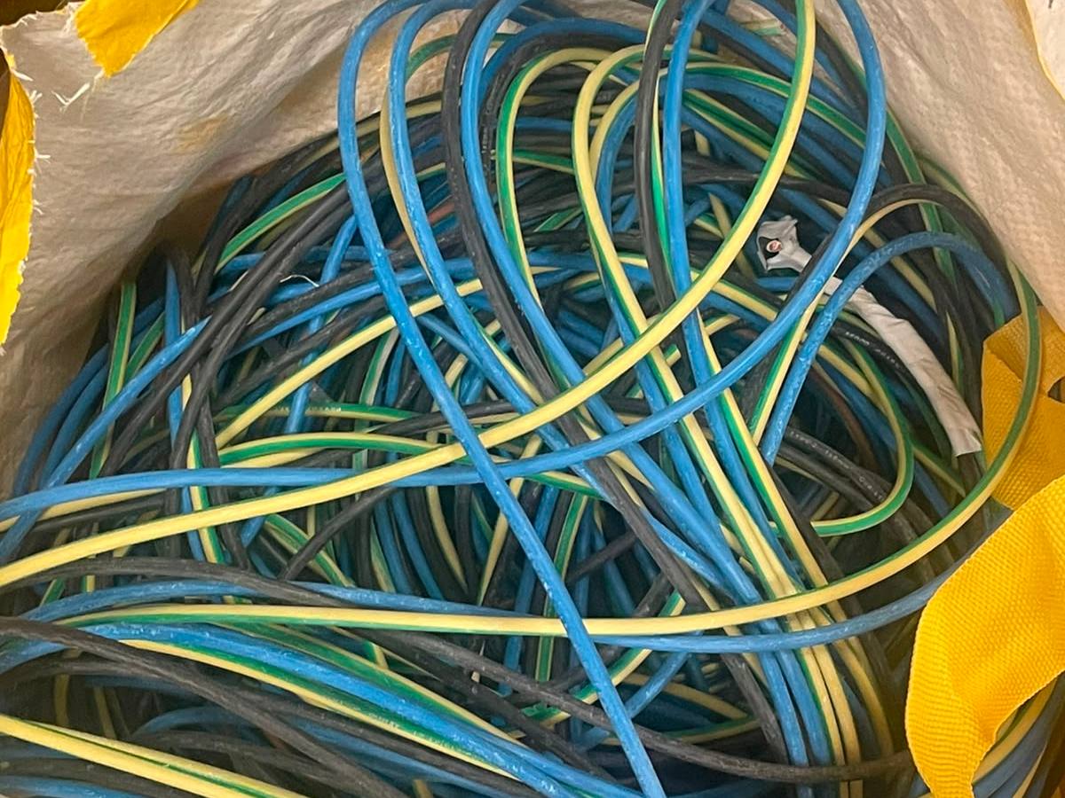 Detenido por robar cable y material eléctrico de una obra en Coslada